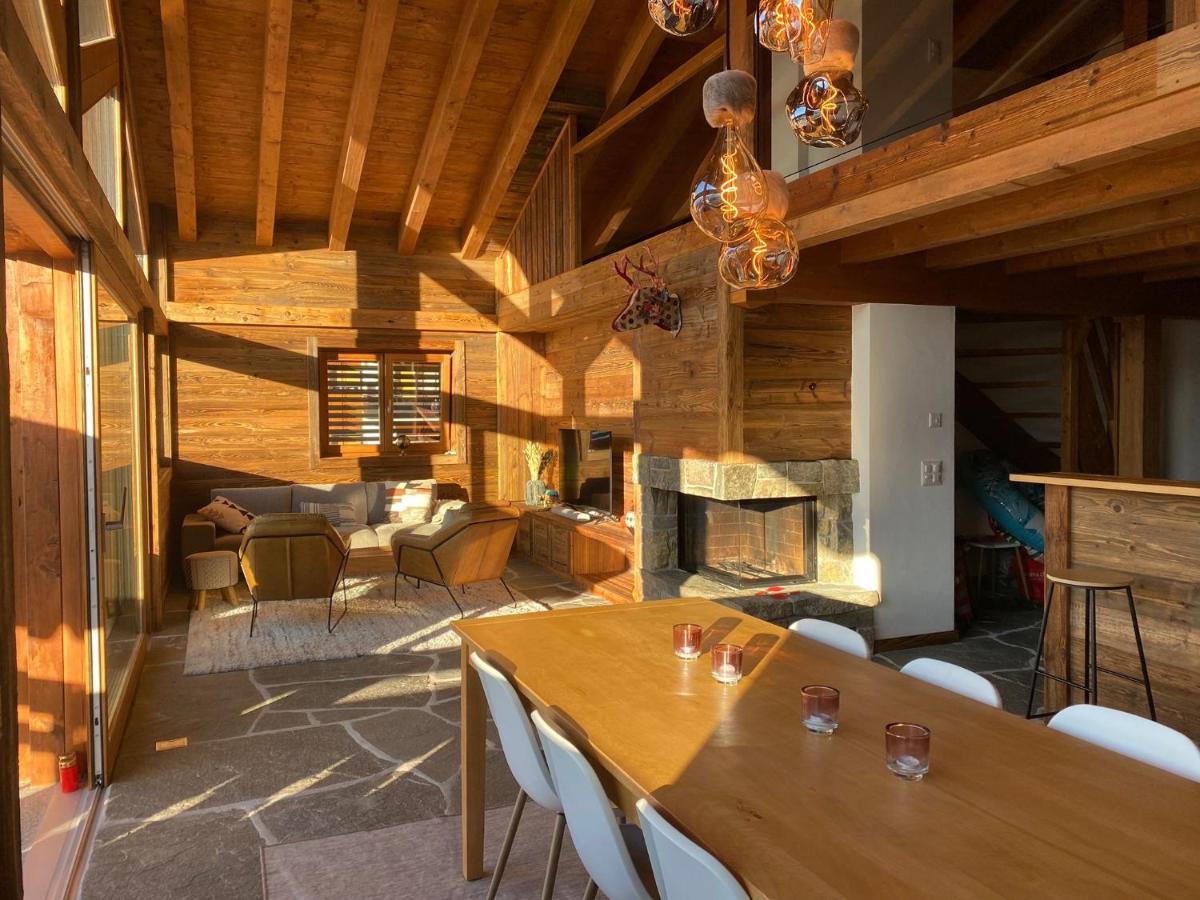 Duplex Access In Front Of Skislope By Jolidi *